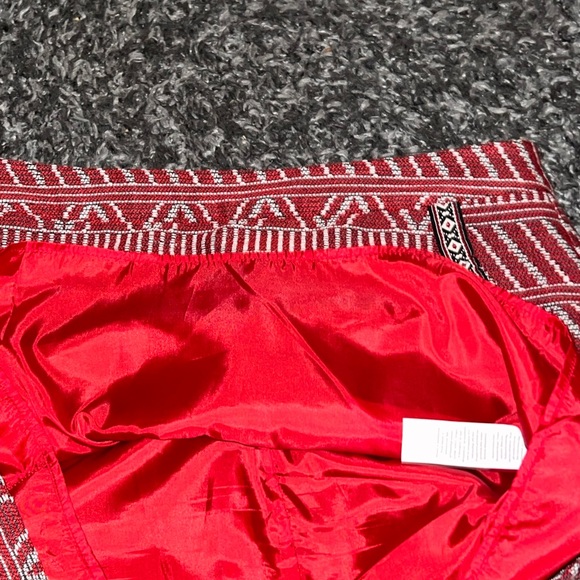 BNWT JUST FAB FULLY LINED JAQUARD A LINE - MINI SKIRT WITH POCKETS - size Large - Picture 4 of 9